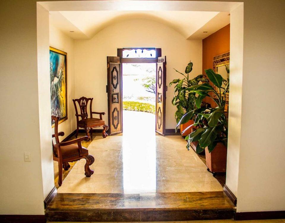 كالي Hotel Boutique Villa Casuarinas المظهر الخارجي الصورة